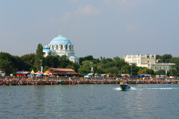 Image - Yevpatoriia: sea front.